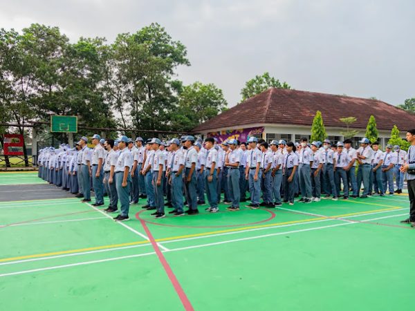 UPACARA HARI SENIN